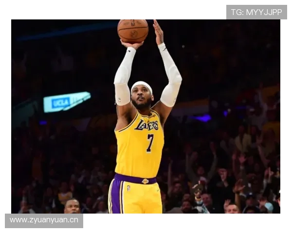 无球跑位成型，班恩比上季三分命中率提升