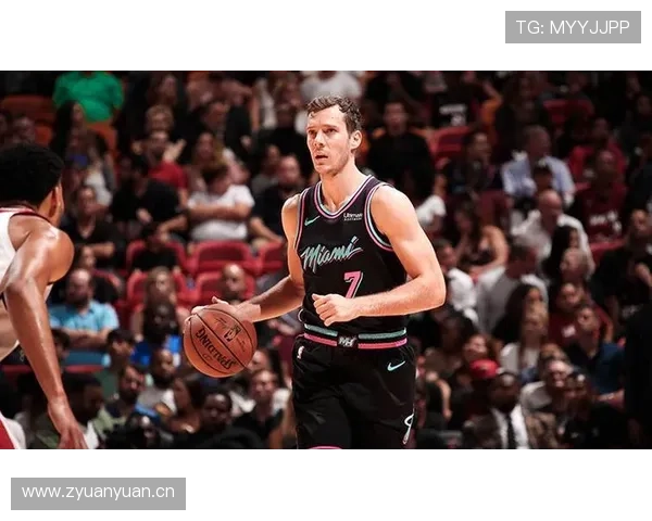 德拉季奇无球跑动制造空位，改变热火进攻节奏